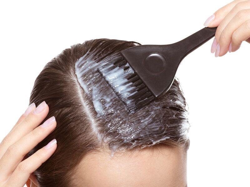 Conseils pour prendre soin des cheveux colorés à la maison