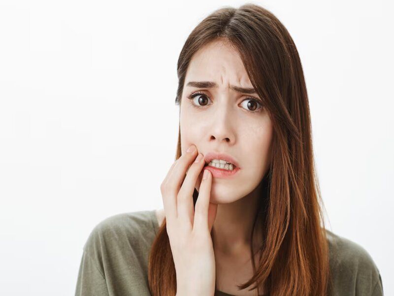Causes et symptômes de la sensibilité dentaire