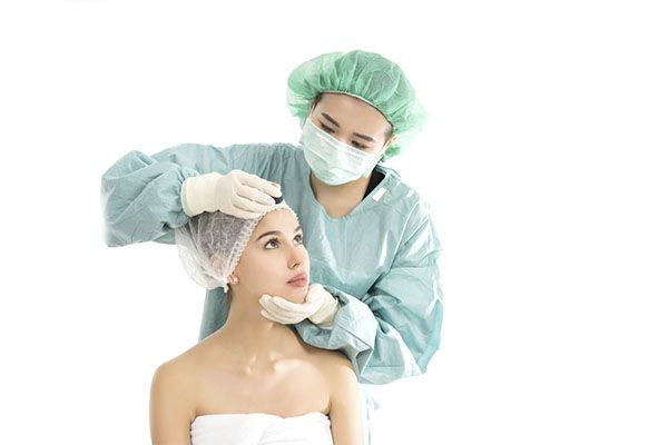 Chirurgie plastique, esthétique et reconstructive: définition et différences