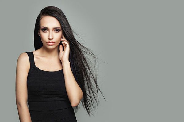 Comment entretenir la beauté des cheveux noirs ?