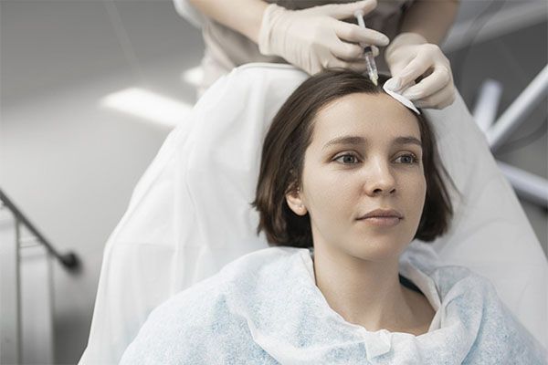 Greffe de cheveux femme