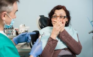 Les bains de bouche du commerce sont-ils une solution définitive